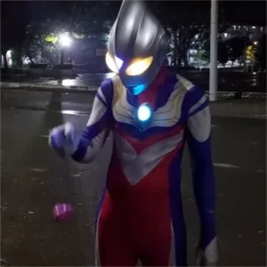 Foto Ultraman Lucu 1